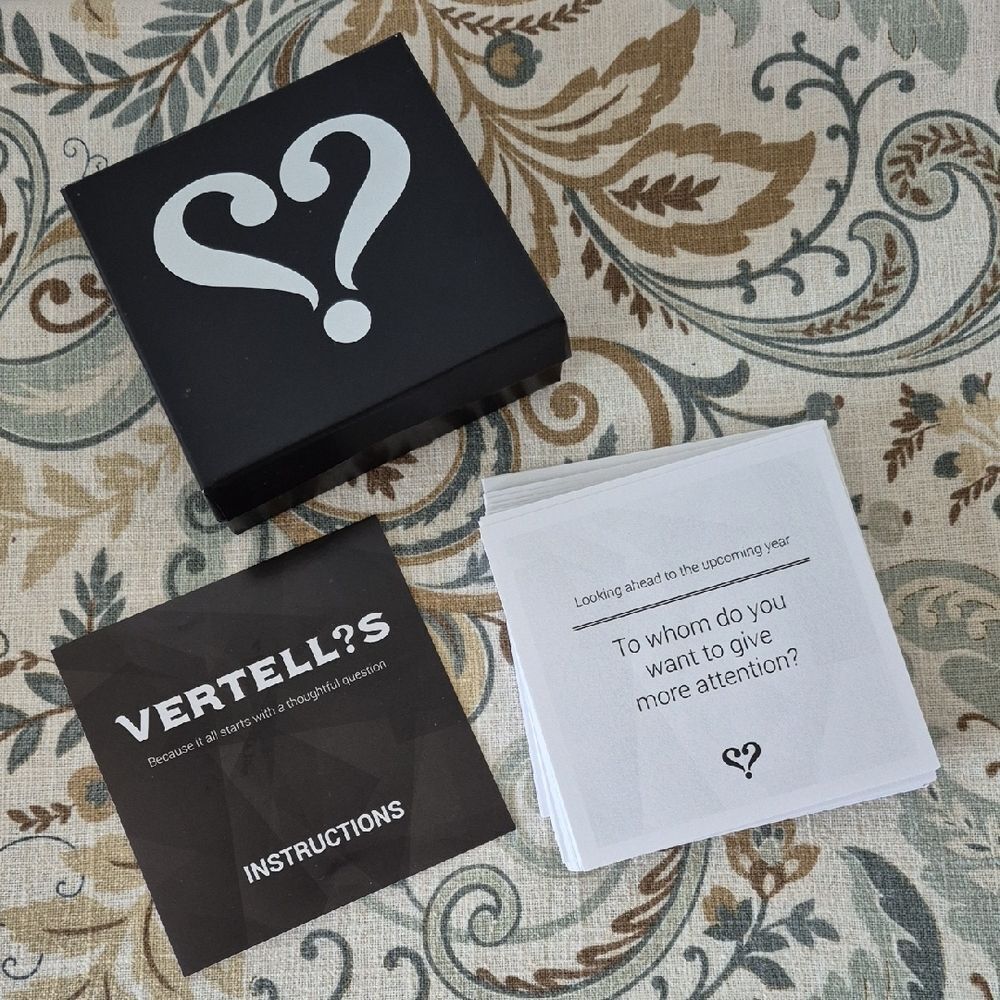 Vertellis Conversation Card Game